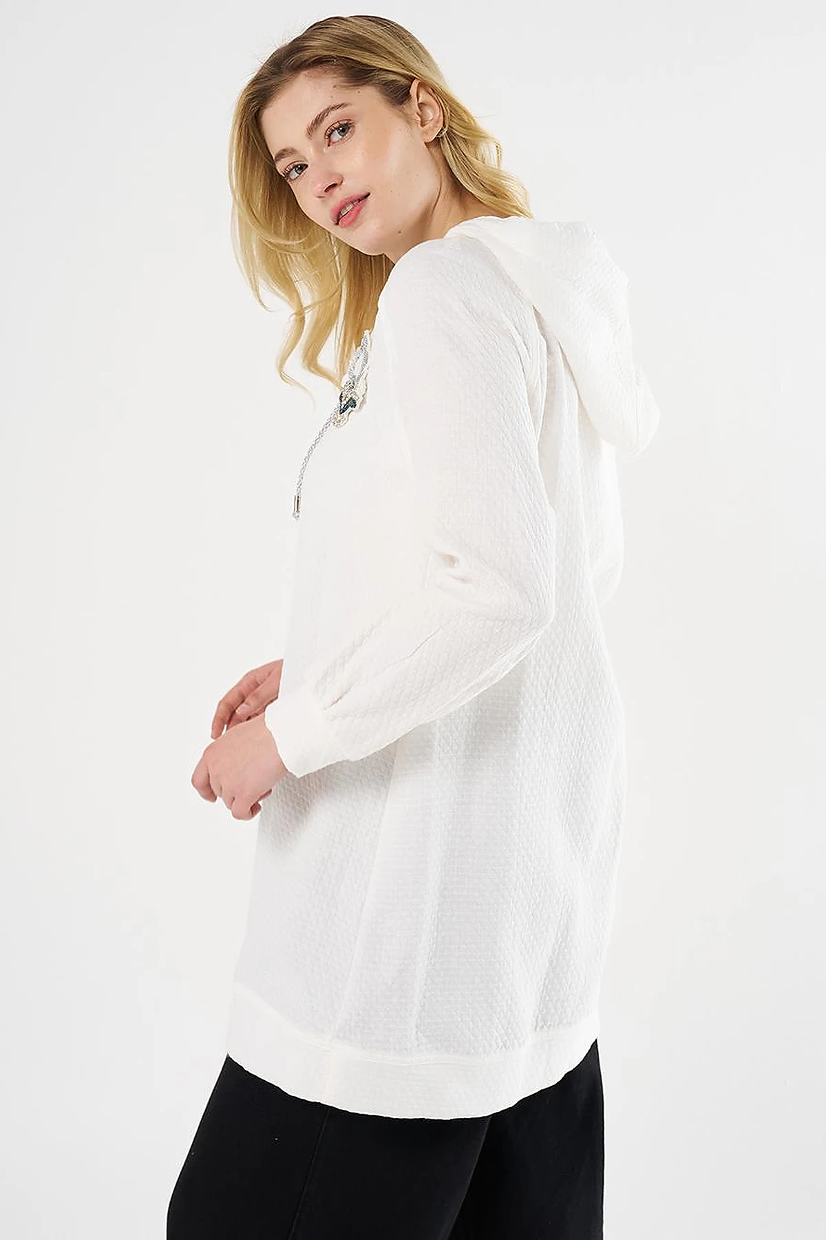 100% Cotton Embroidered Sweatshirt Ecru  