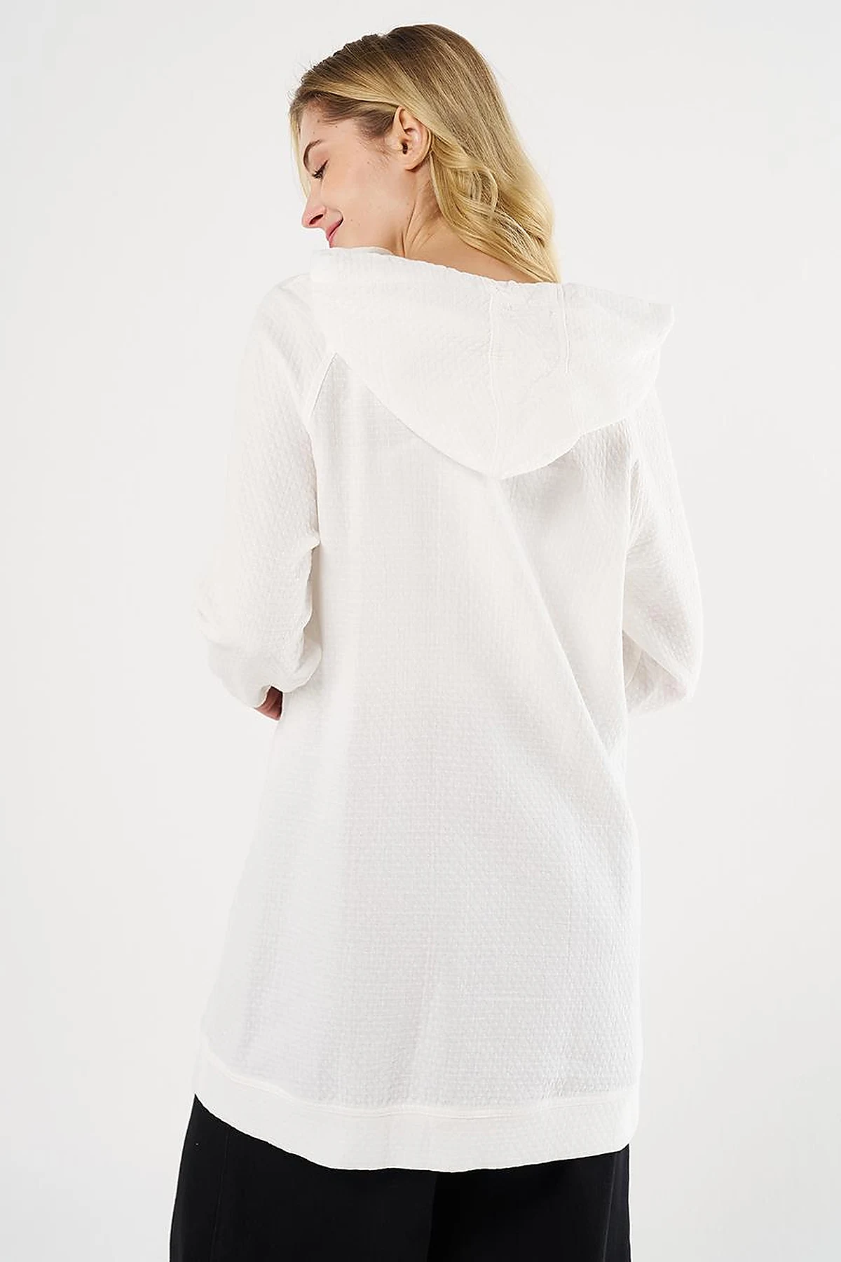100% Cotton Embroidered Sweatshirt Ecru  