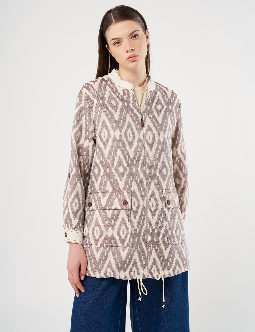 Wide-Pocket Denim Trim Jacket in Coffee
