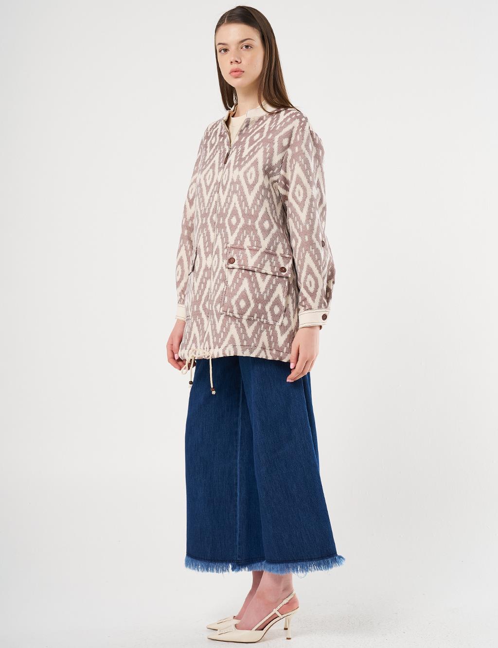 Wide-Pocket Denim Trim Jacket in Coffee