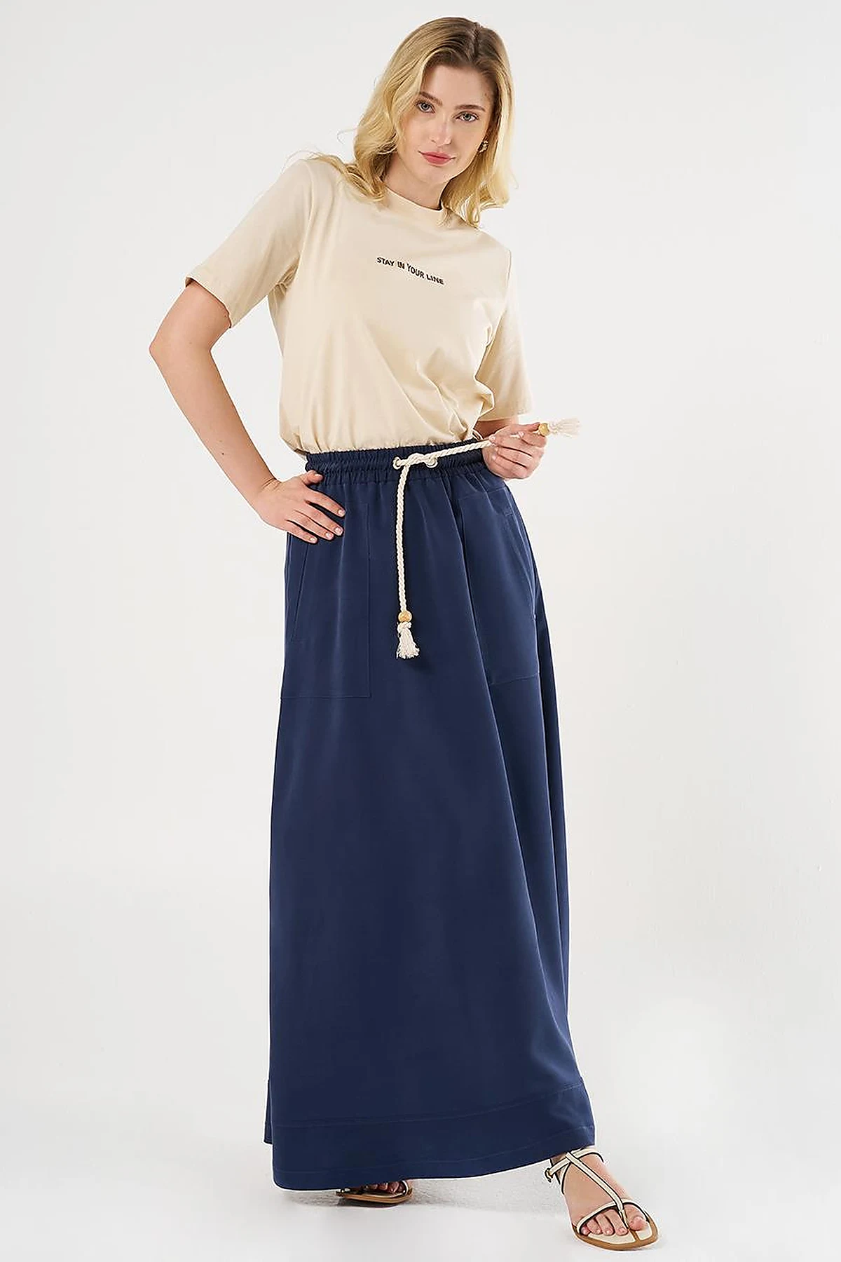 Patch Pocket High-Waist Skirt - Navy