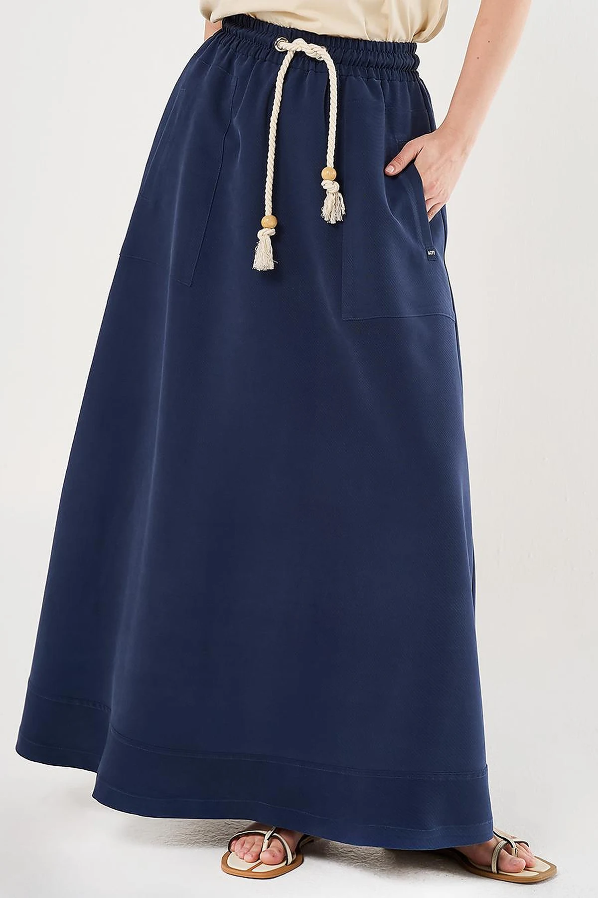 Patch Pocket High-Waist Skirt - Navy