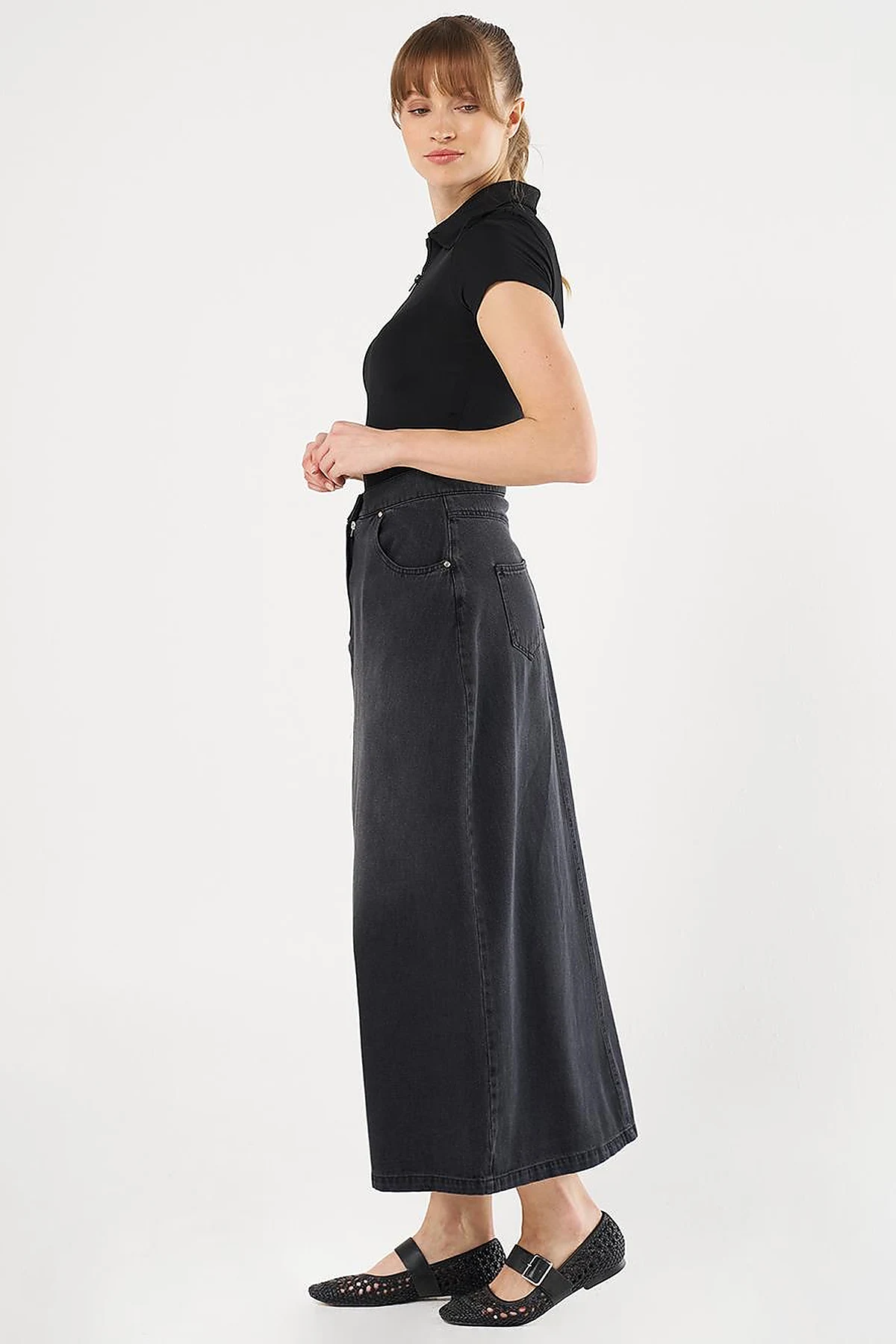 High-Waist Denim Skirt - Charcoal Gray