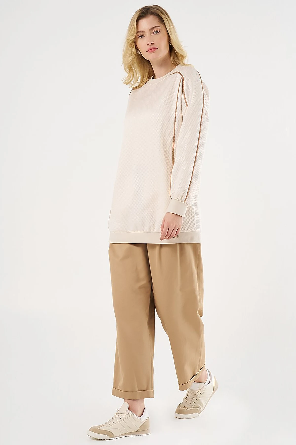 Düşük Omuz Gofreli Sweatshirt Krem 