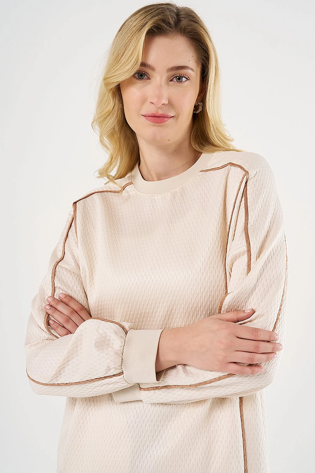 Düşük Omuz Gofreli Sweatshirt Krem 