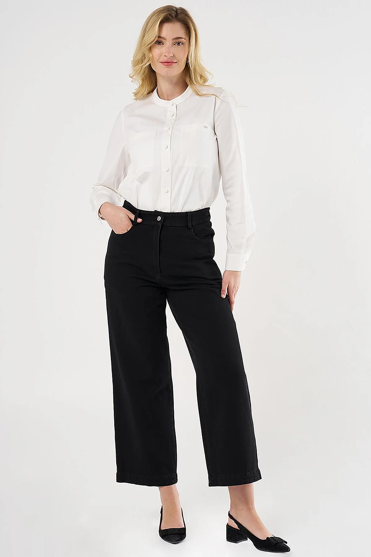 High-Waisted Denim Pants Black