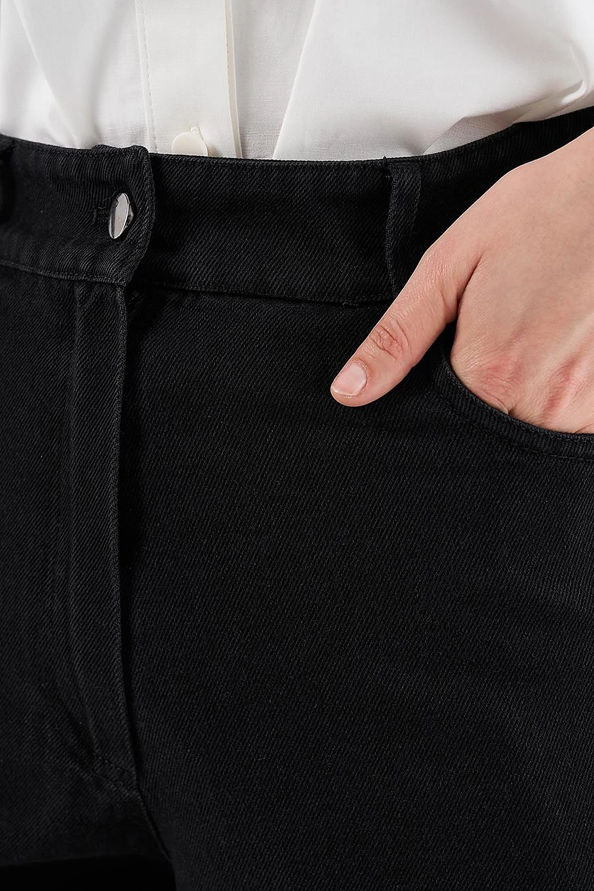 High-Waisted Denim Pants Black