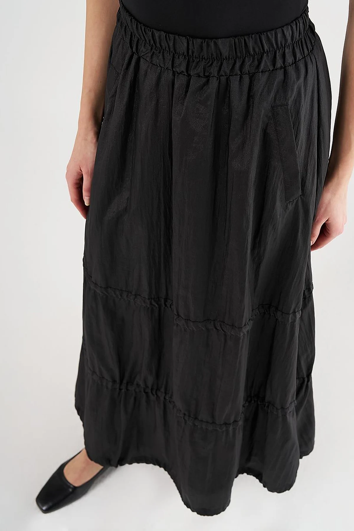 Shiny Balloon Skirt Black