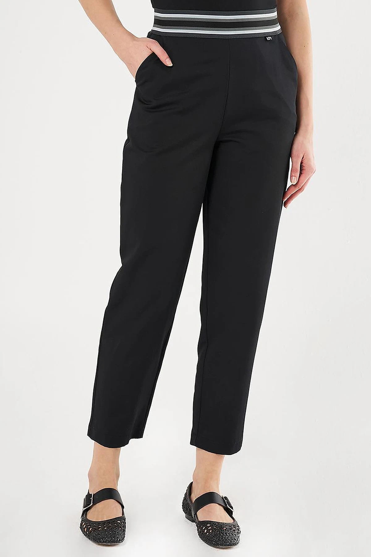 Belted Slim Fit Pants Black