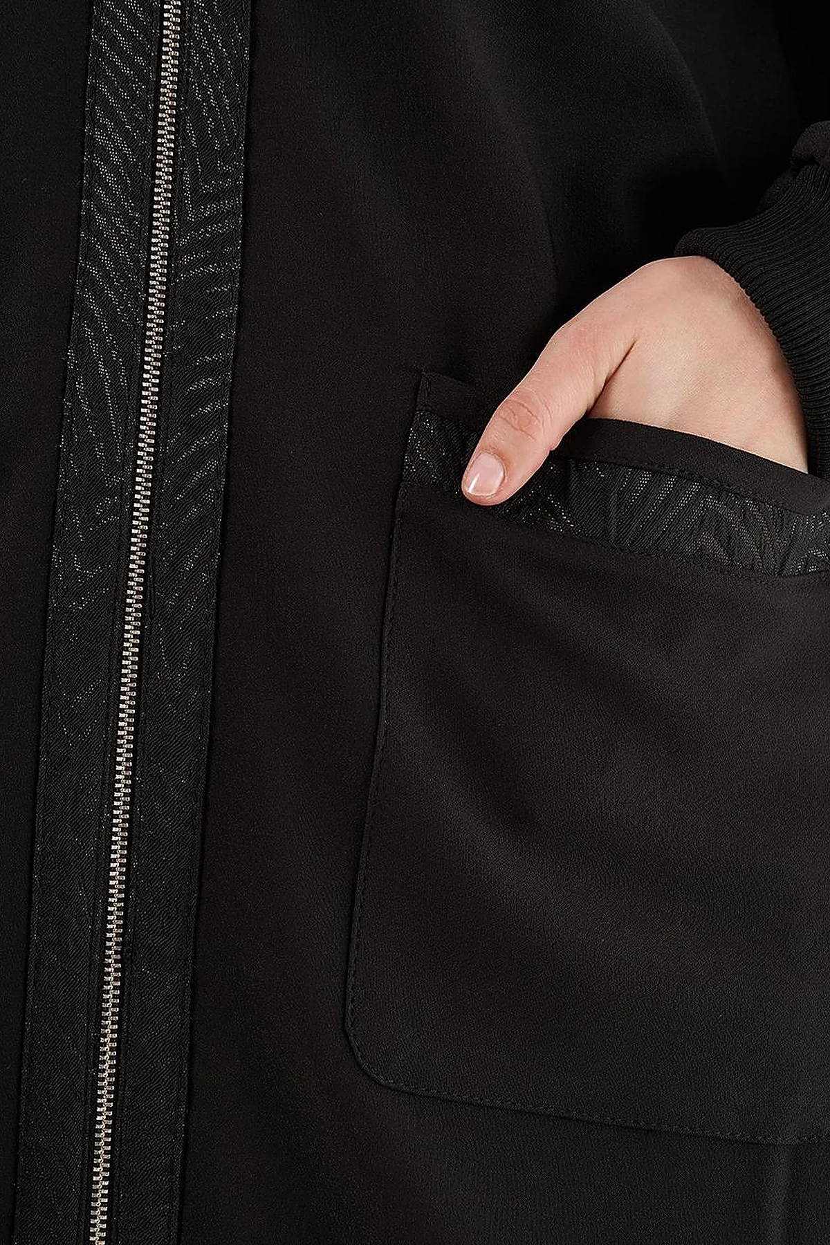 Jacquard-Trimmed Zippered Jacket Black