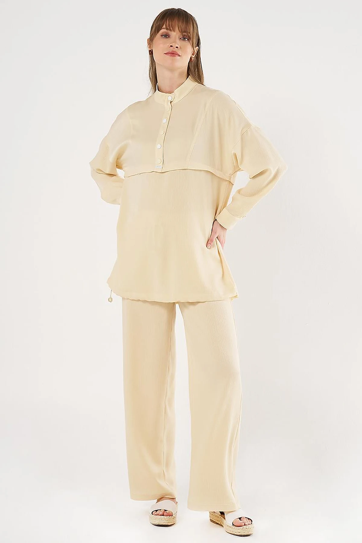 Snap-Button Closure High-Neck Sweatshirt Light Yellow