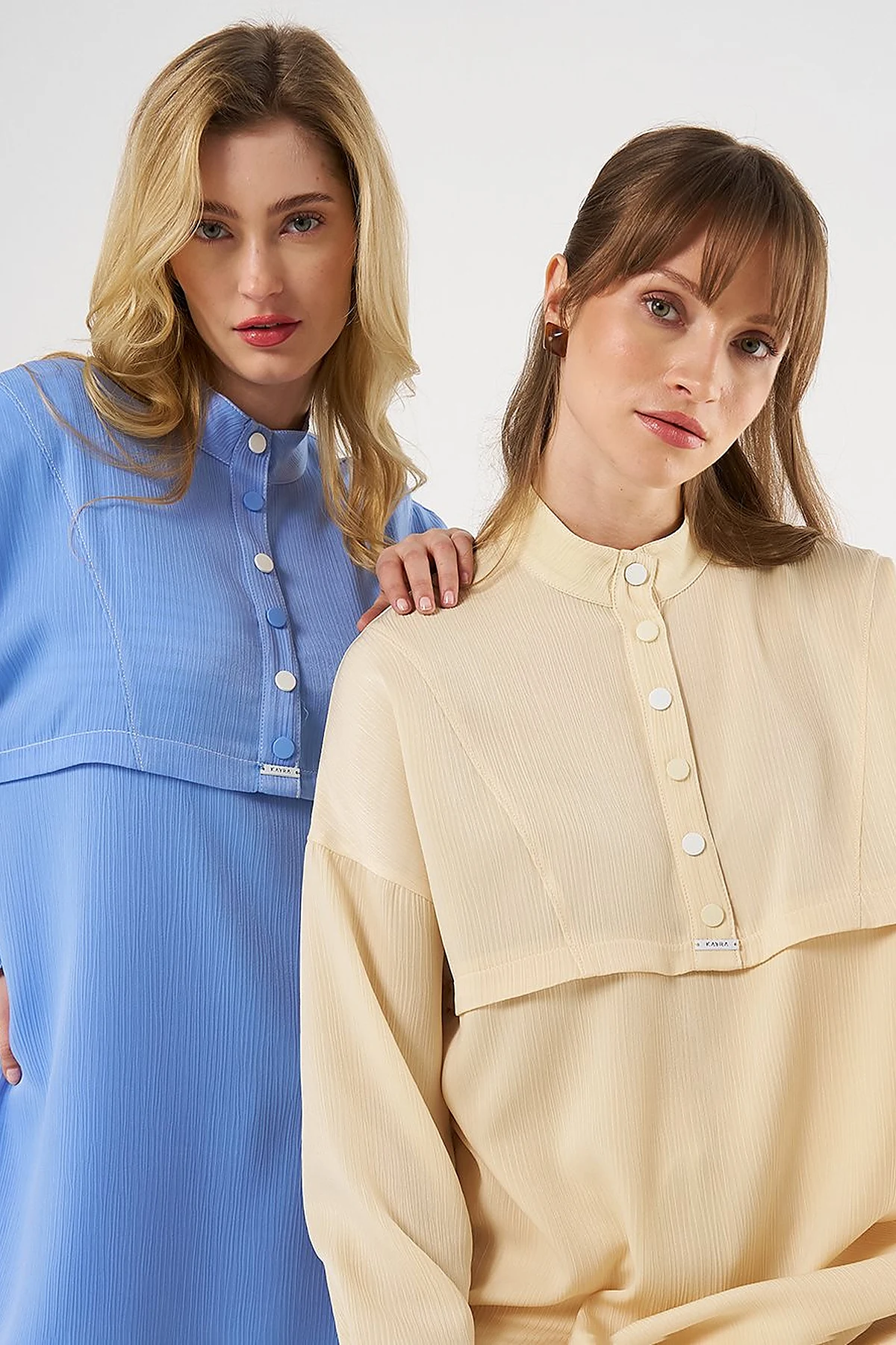 Snap-Button Closure High-Neck Sweatshirt Light Yellow