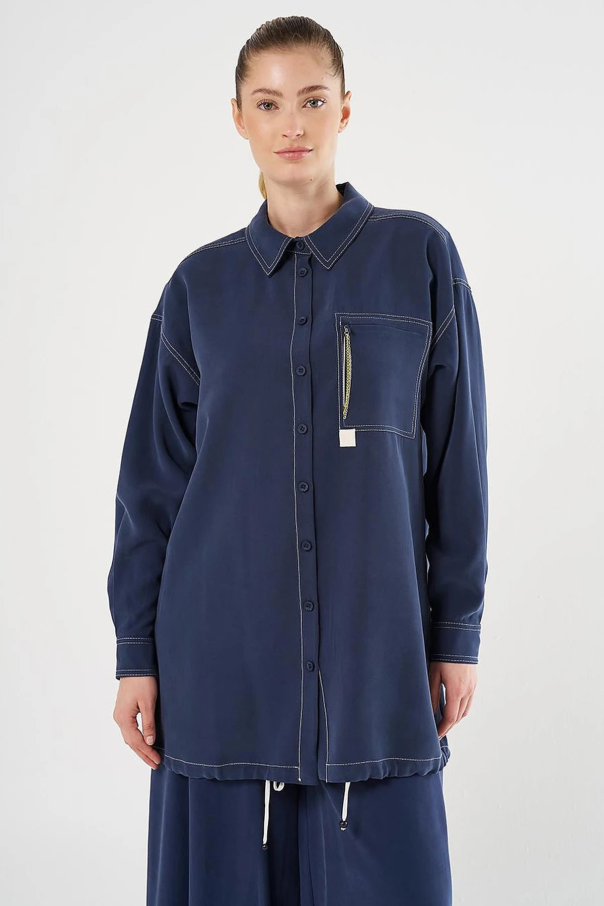 Punto-Stitched Chain-Embellished Tunic Navy