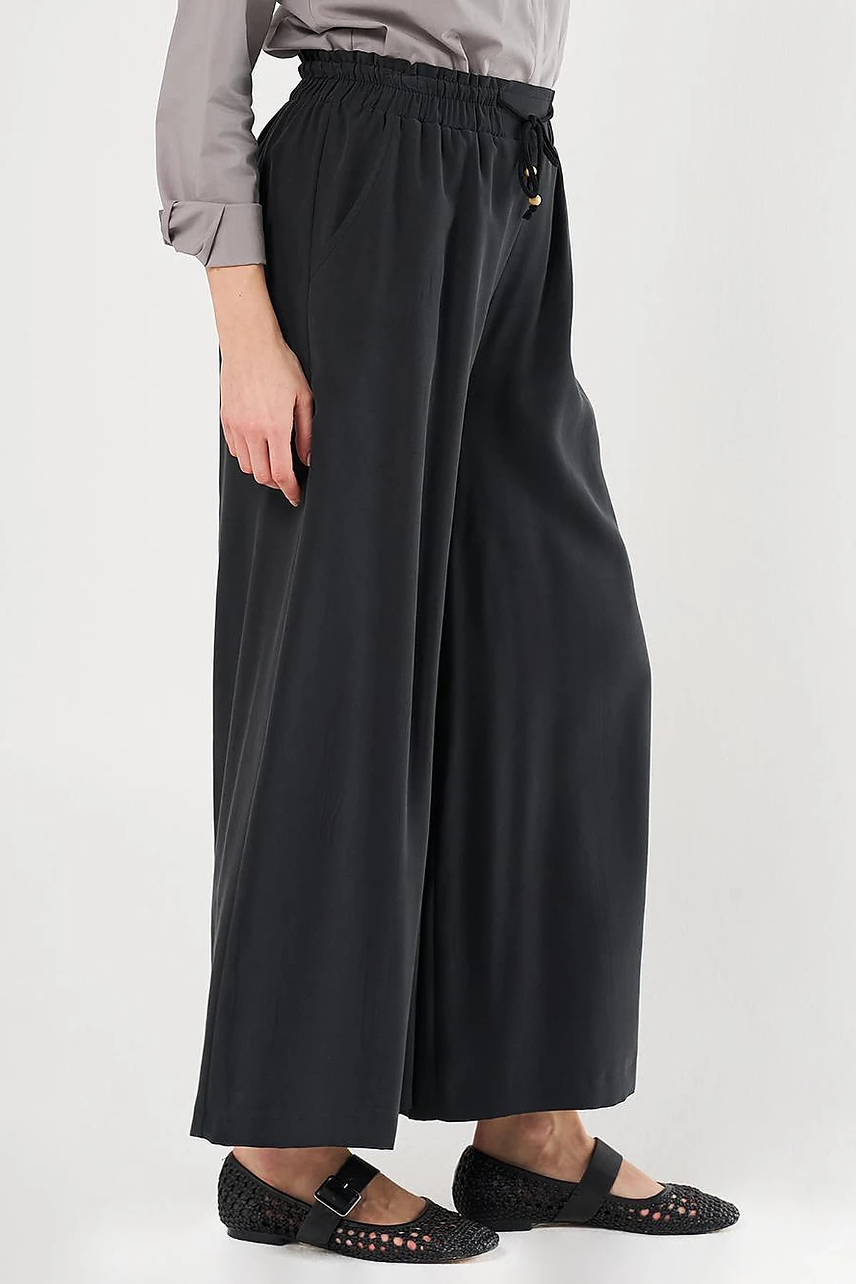 Wide-Leg Rayon Pants Black