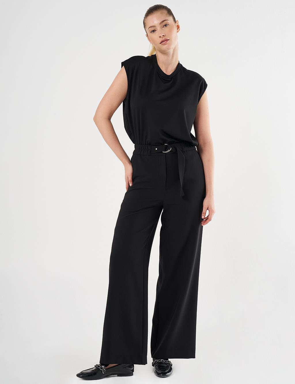 Metal Buckle Detailed High Waist Pants Black