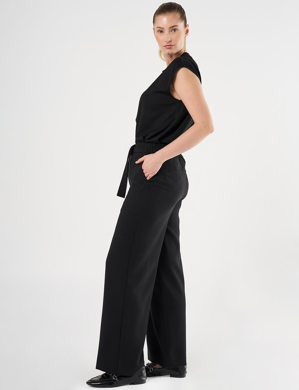 Metal Buckle Detailed High Waist Pants Black