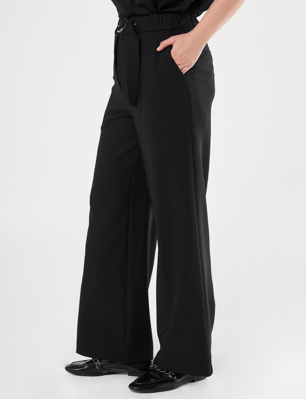 Metal Buckle Detailed High Waist Pants Black