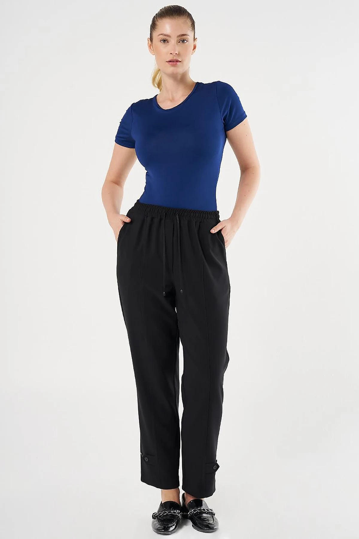 Stitch Detailed Tapered Pants Black