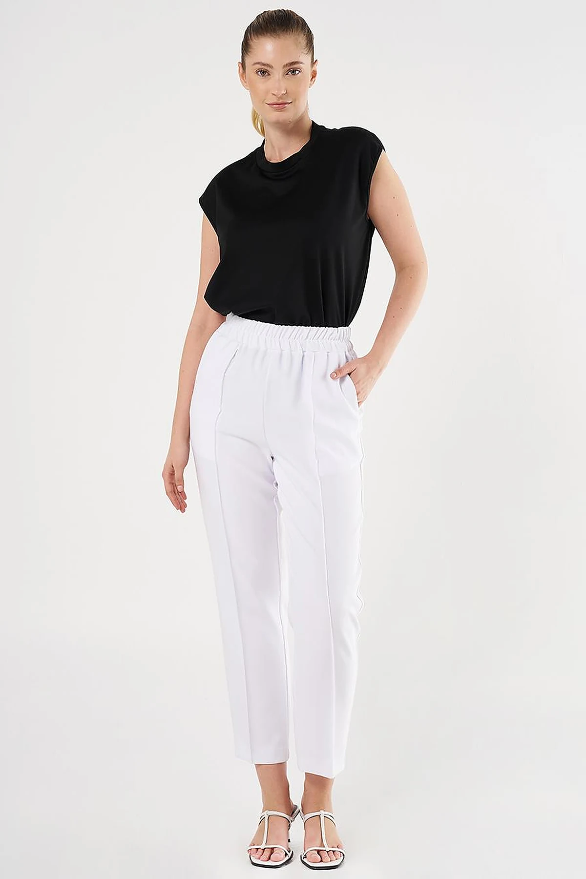 Chain Stitch Straight Leg Pants in Optical White