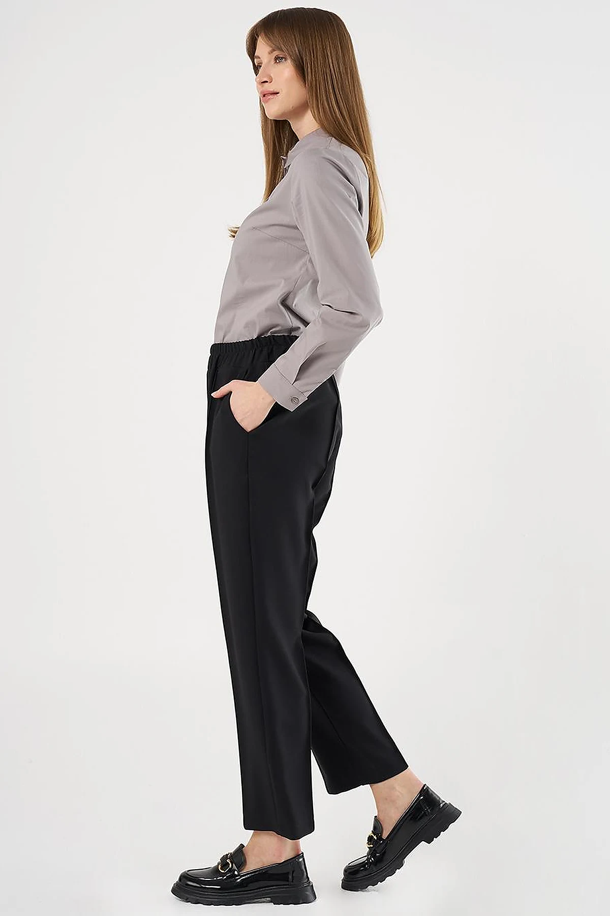 Chain Stitch Straight Leg Pants in Black