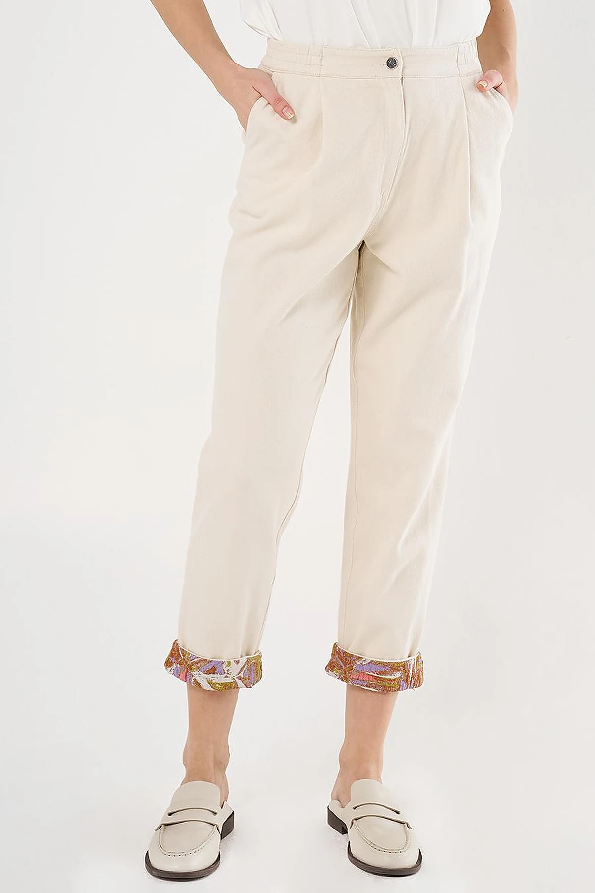 Canvas Pants with Fabric-Panel Hems Cream
