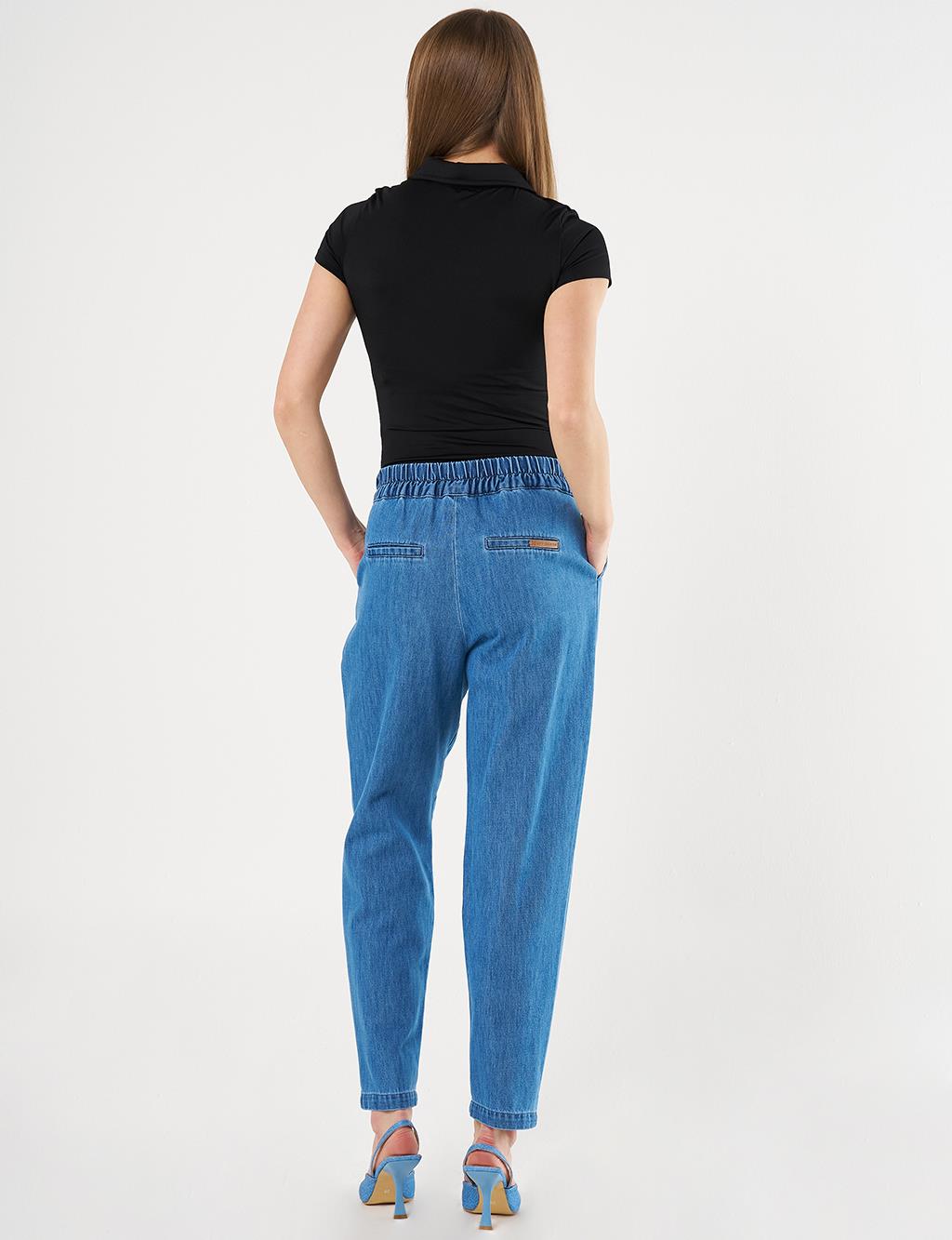 Pleated Carrot Cut Denim Pants Indigo