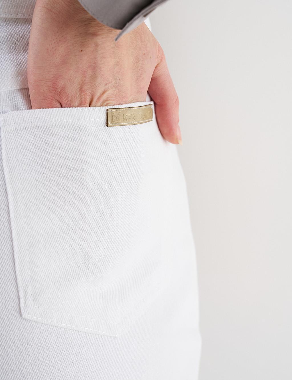 Elastic Waist Straight Leg Canvas Pants in Optical White