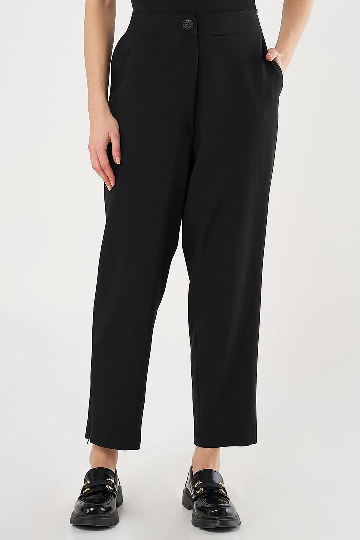 Elasticated Tapered Pants Black