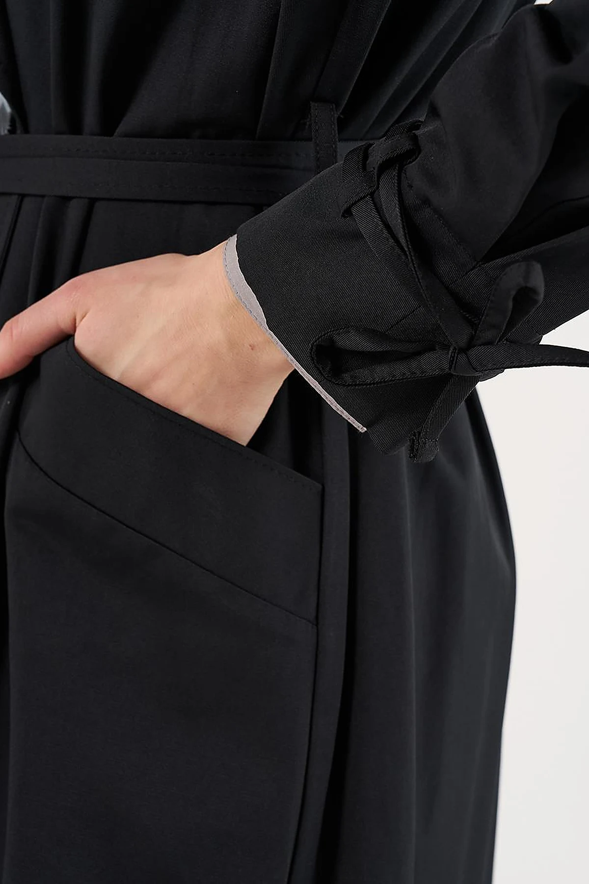 Buttoned Double-Breasted Trench Coat Black