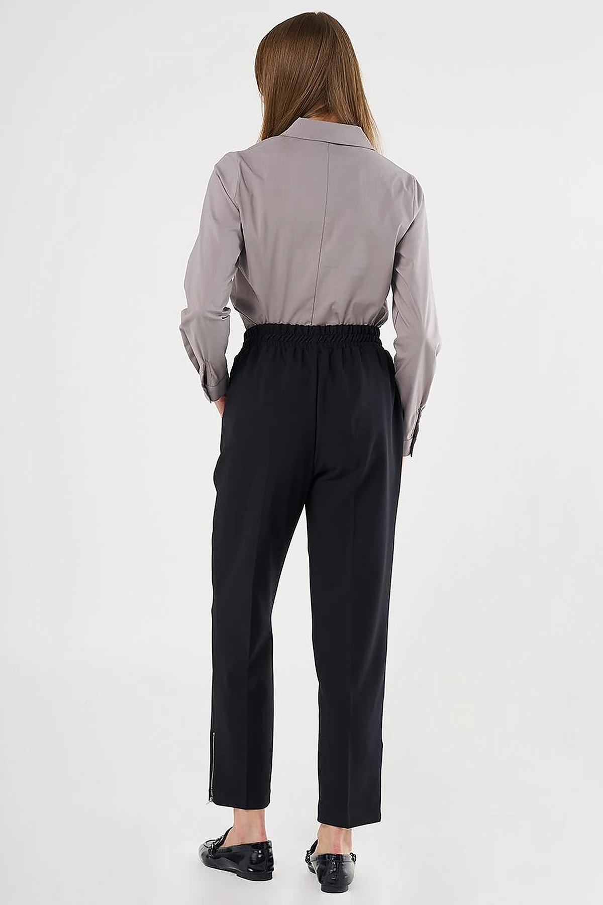 Wide Pocket Topstitched Pants in Black