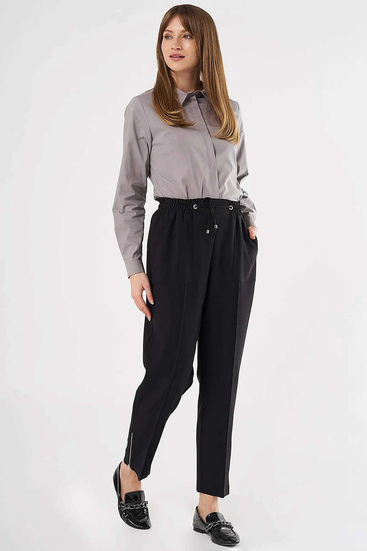 Wide Pocket Topstitched Pants in Black