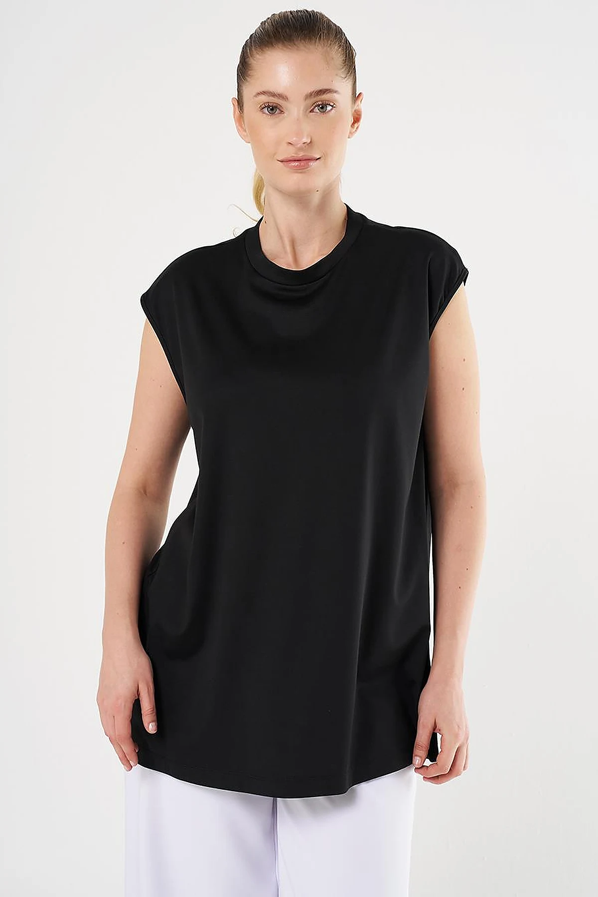 Crew Neck Jersey T-Shirt in Black