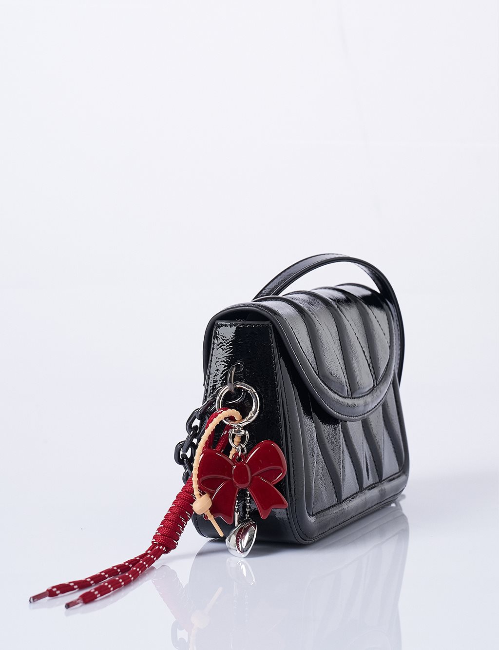 Bow Detail Charm Keychain in Burgundy