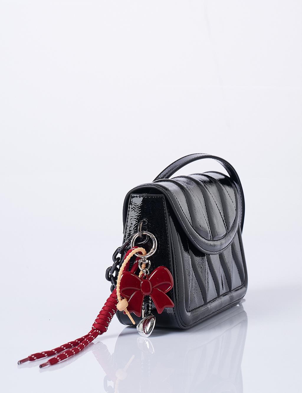 Bow Detail Charm Keychain in Burgundy