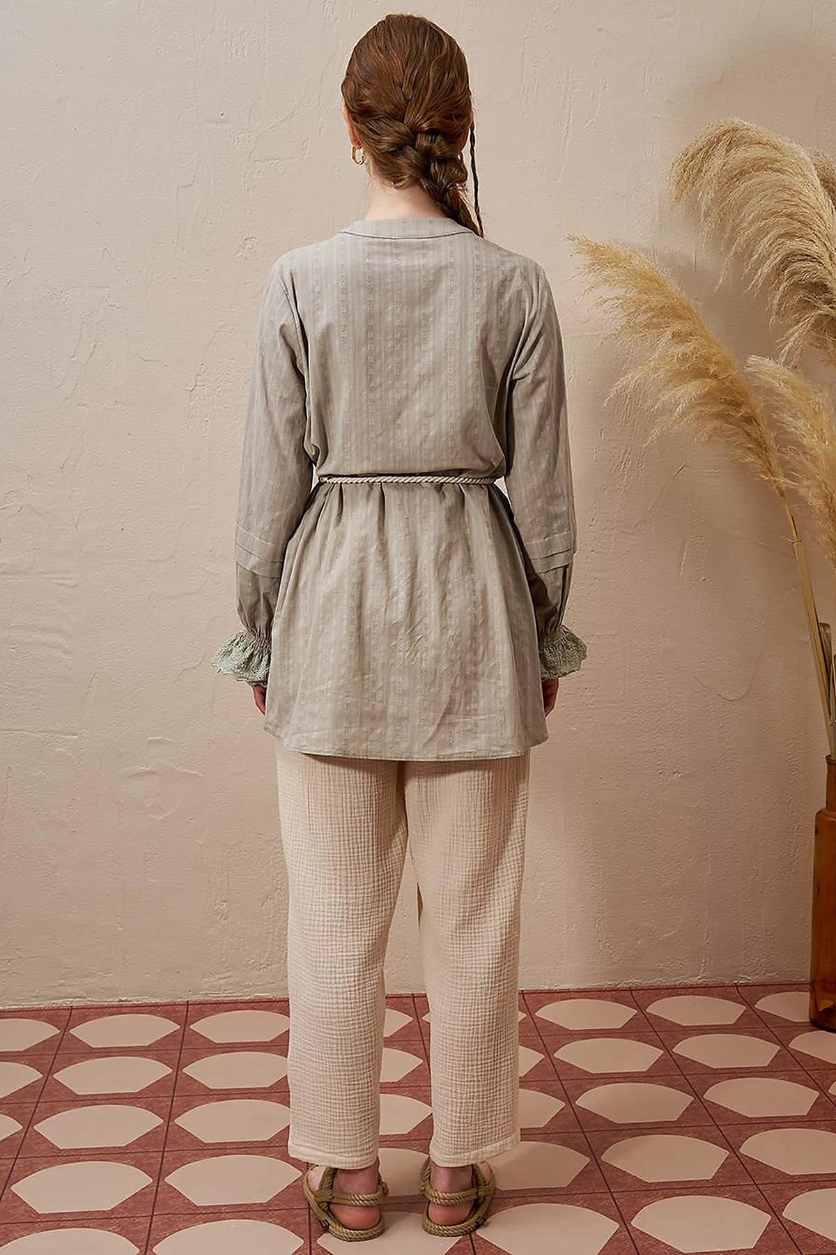 100% Cotton Tunic with Lace-Trimmed Cuffs Moss Green