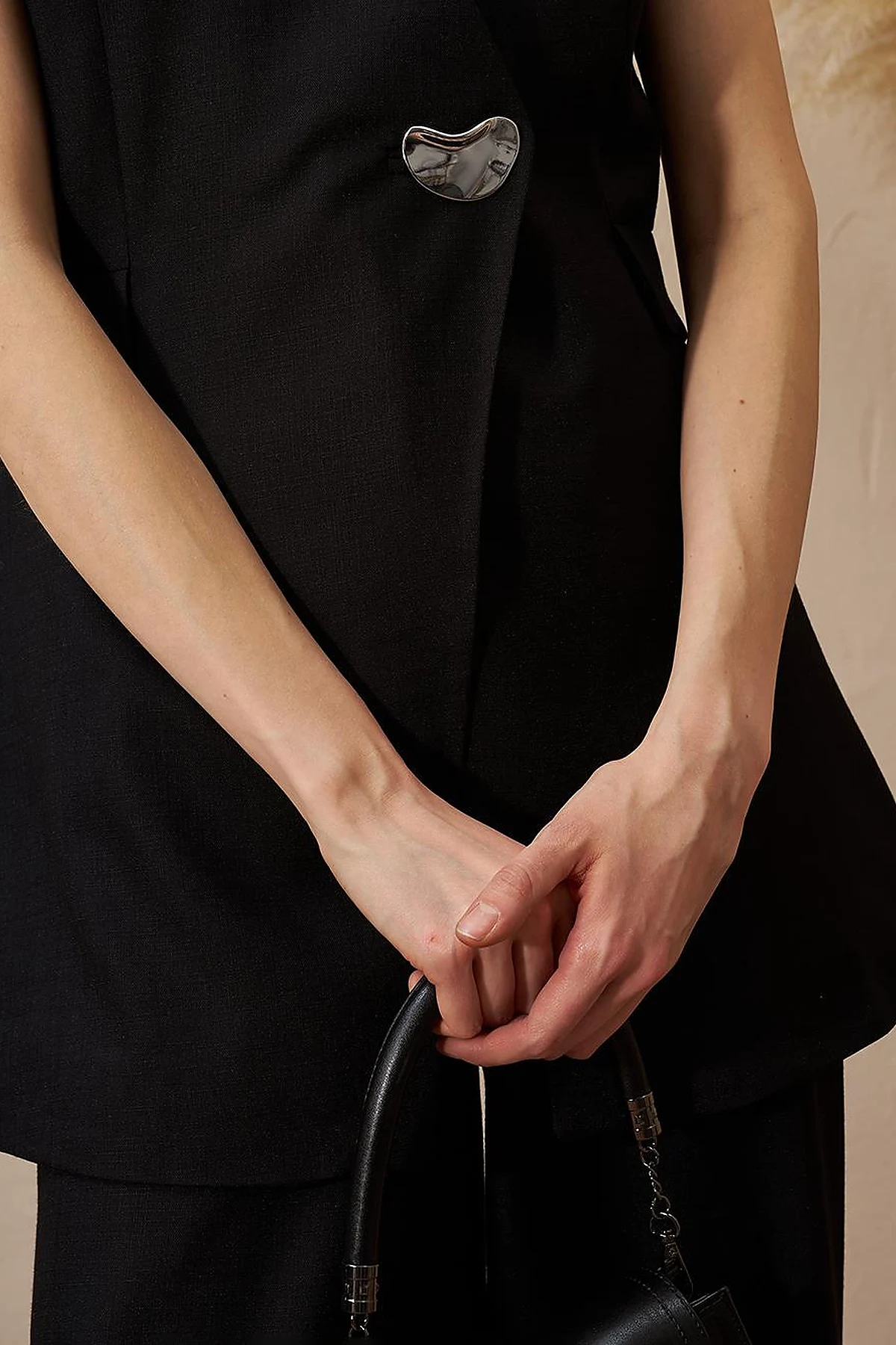 Metal Accessory Detailed Two Piece Suit Black