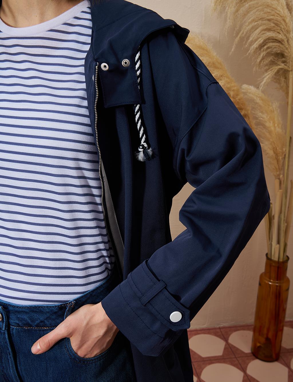 Epaulette Hooded Short Trench Coat Dark Navy Blue