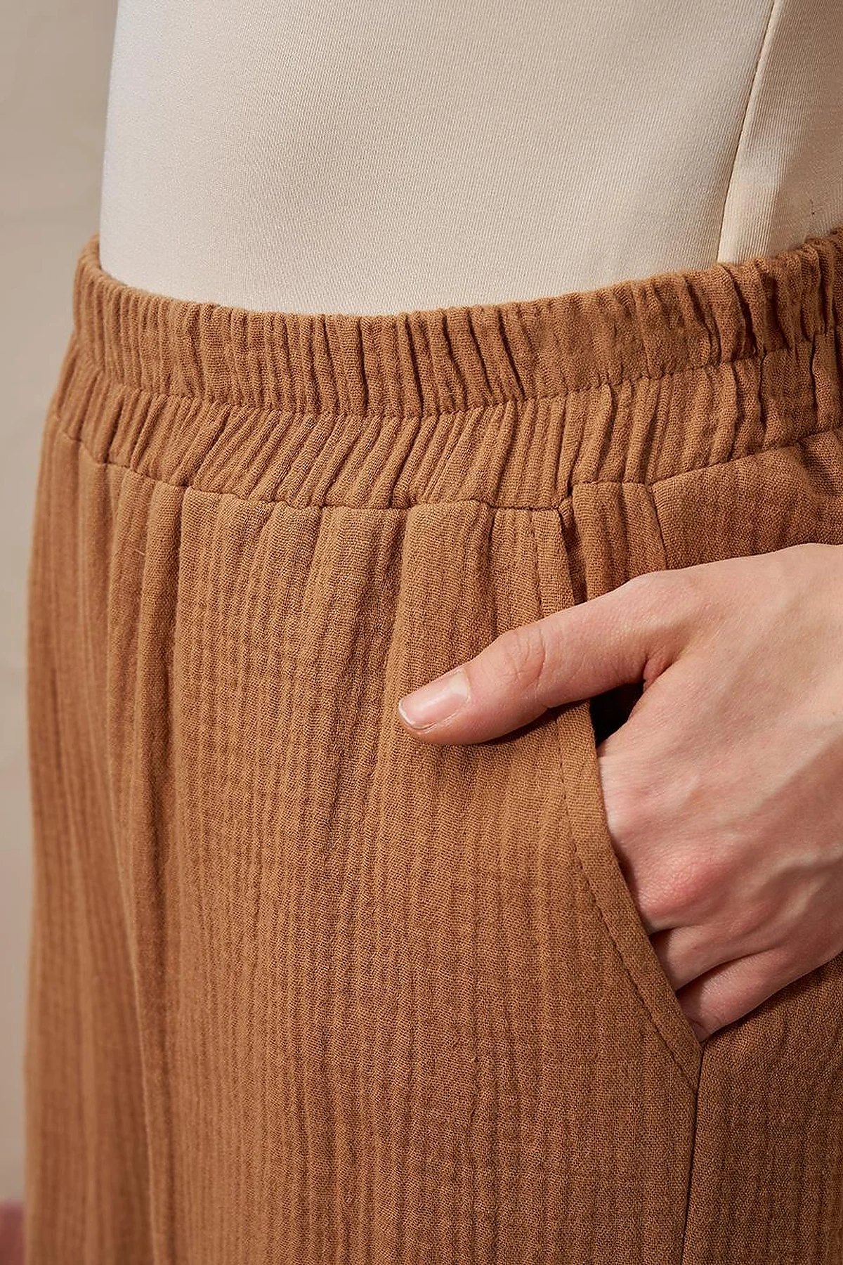 Elastic Waist Muslin Trousers Tobacco