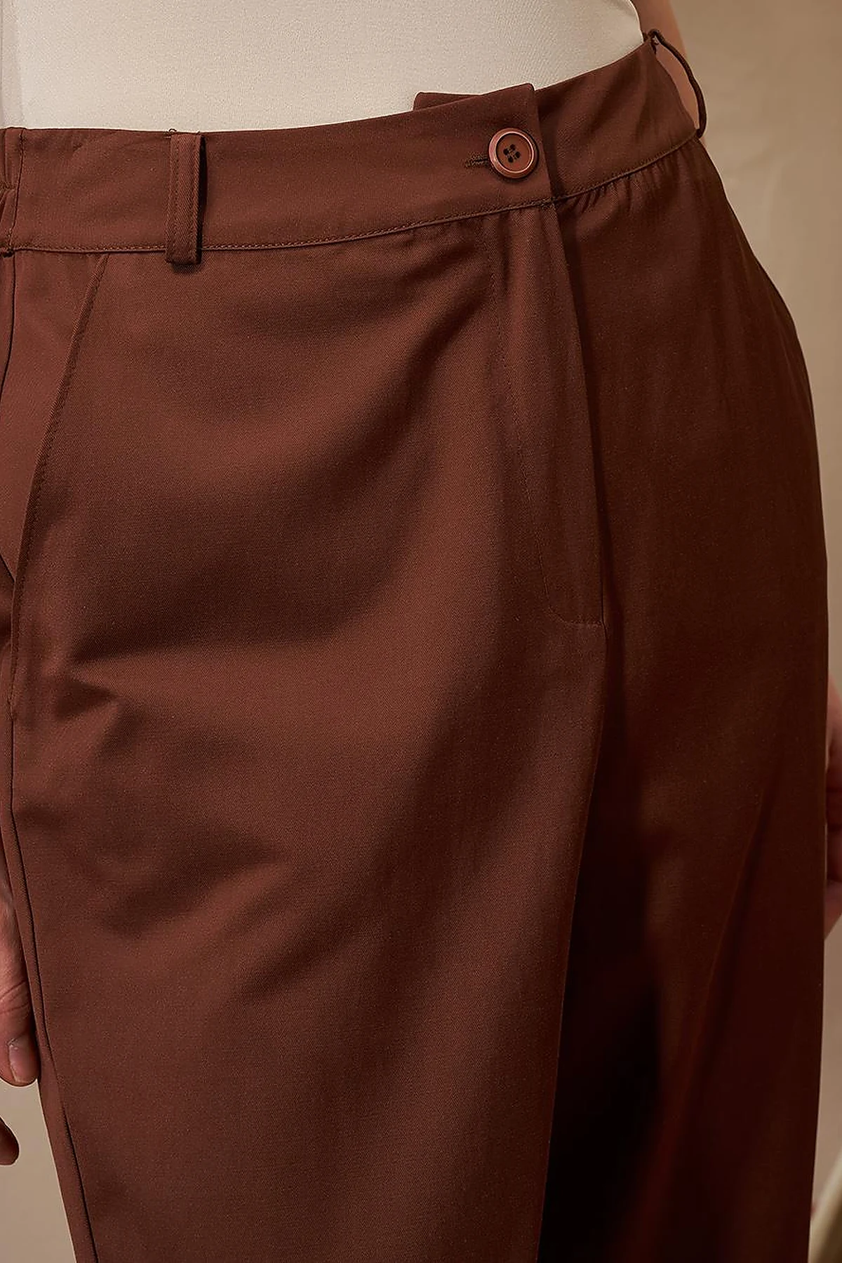 Slit-Hem Carrot Cut Pants Coffee
