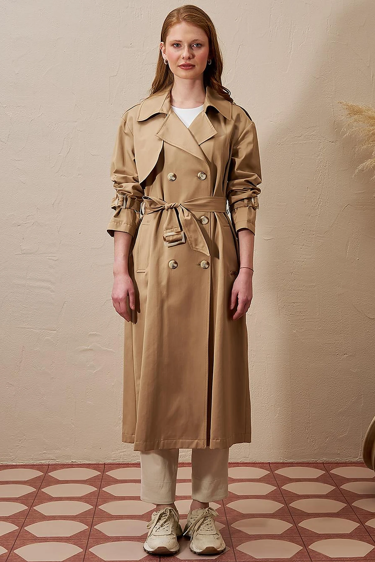 Buckle Detailed Men's Collar Trench Coat Beige