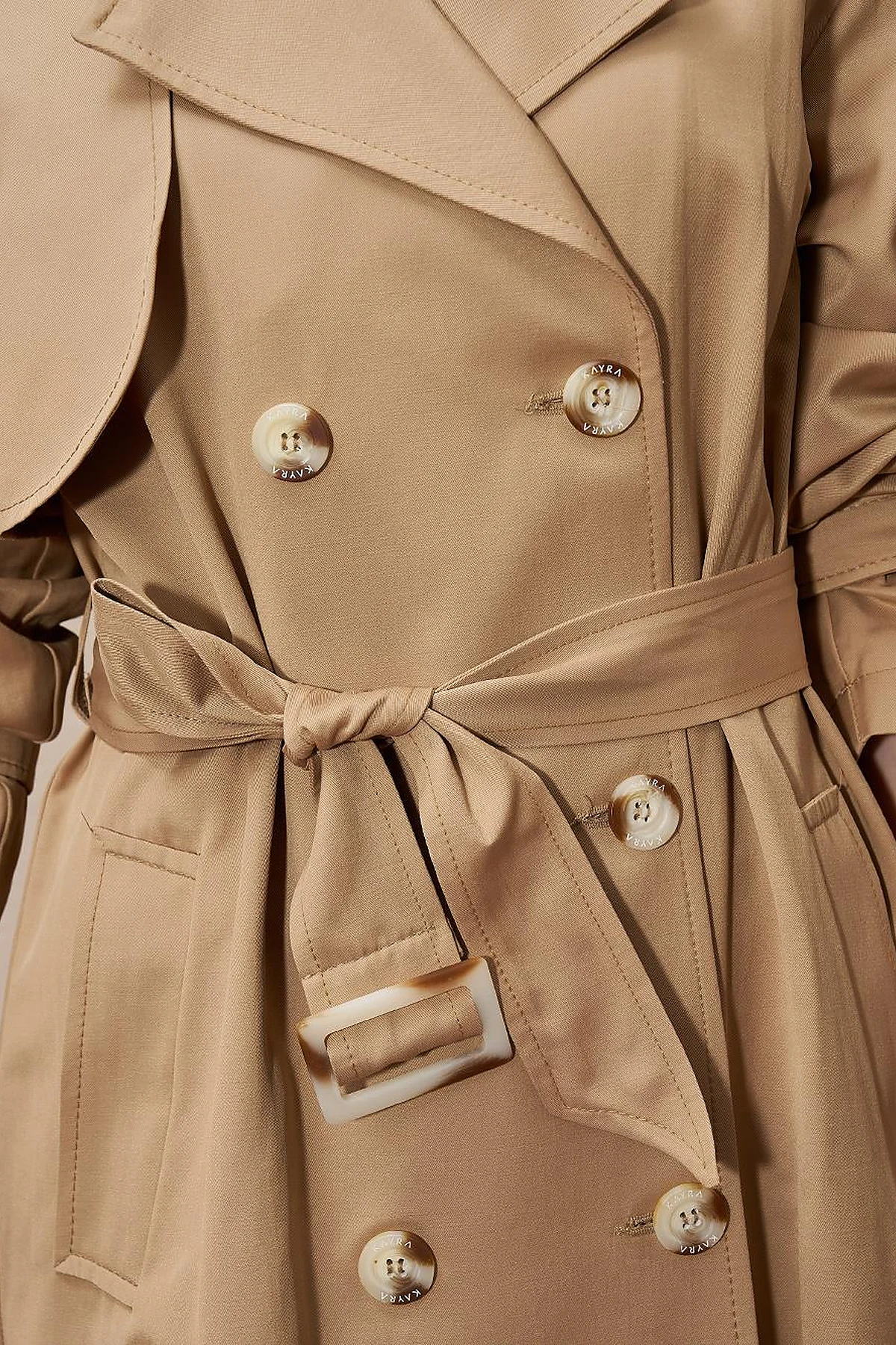 Buckle Detailed Men's Collar Trench Coat Beige