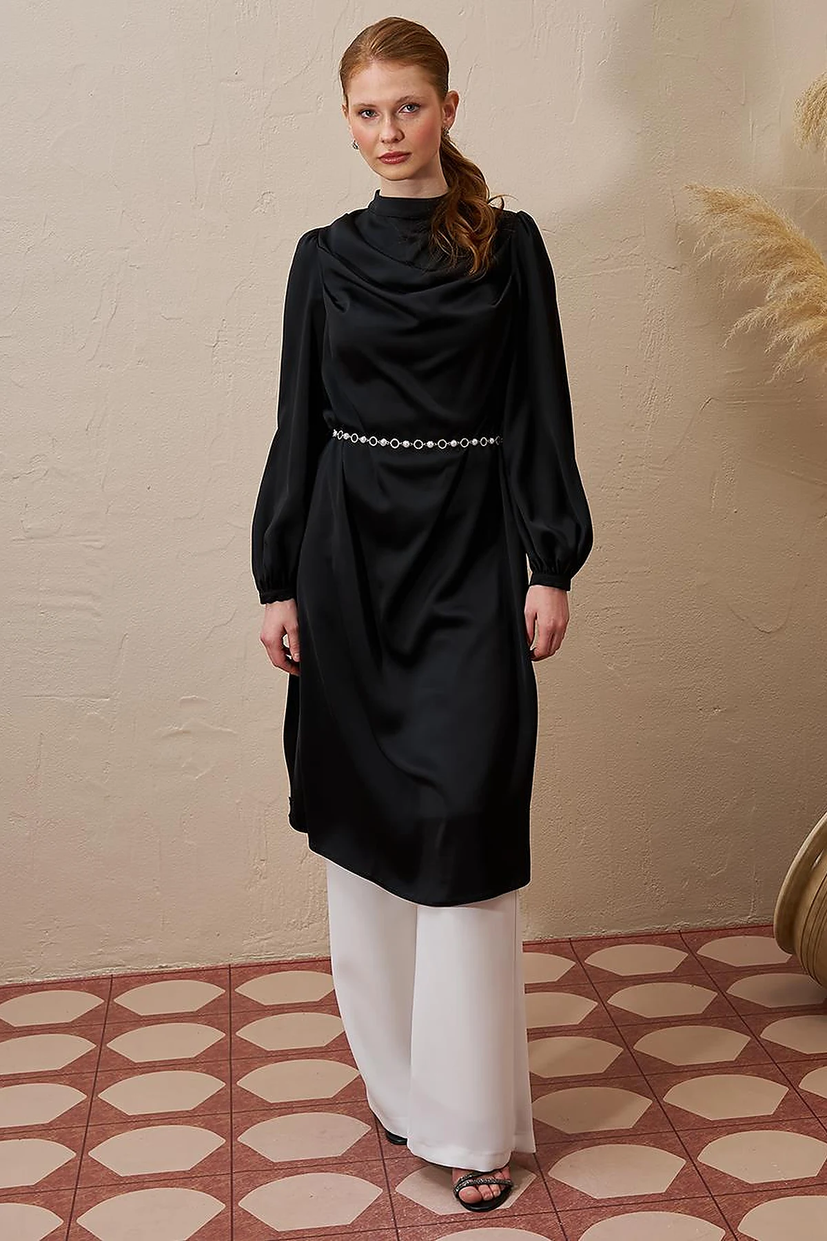 Satin Tunic with Chain Belt Detail Black