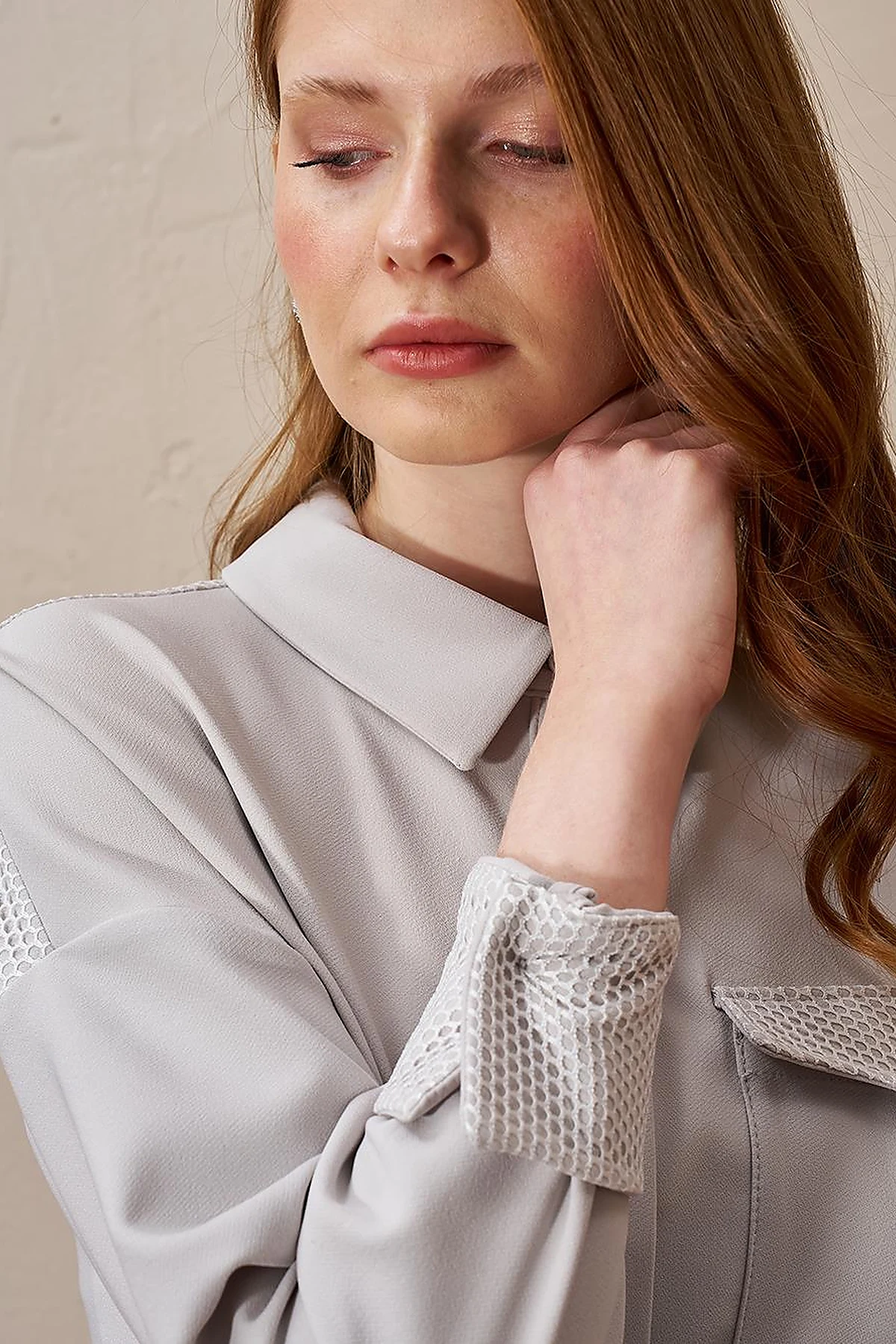 Mesh-Trimmed Wide Cuff Tunic Light Grey