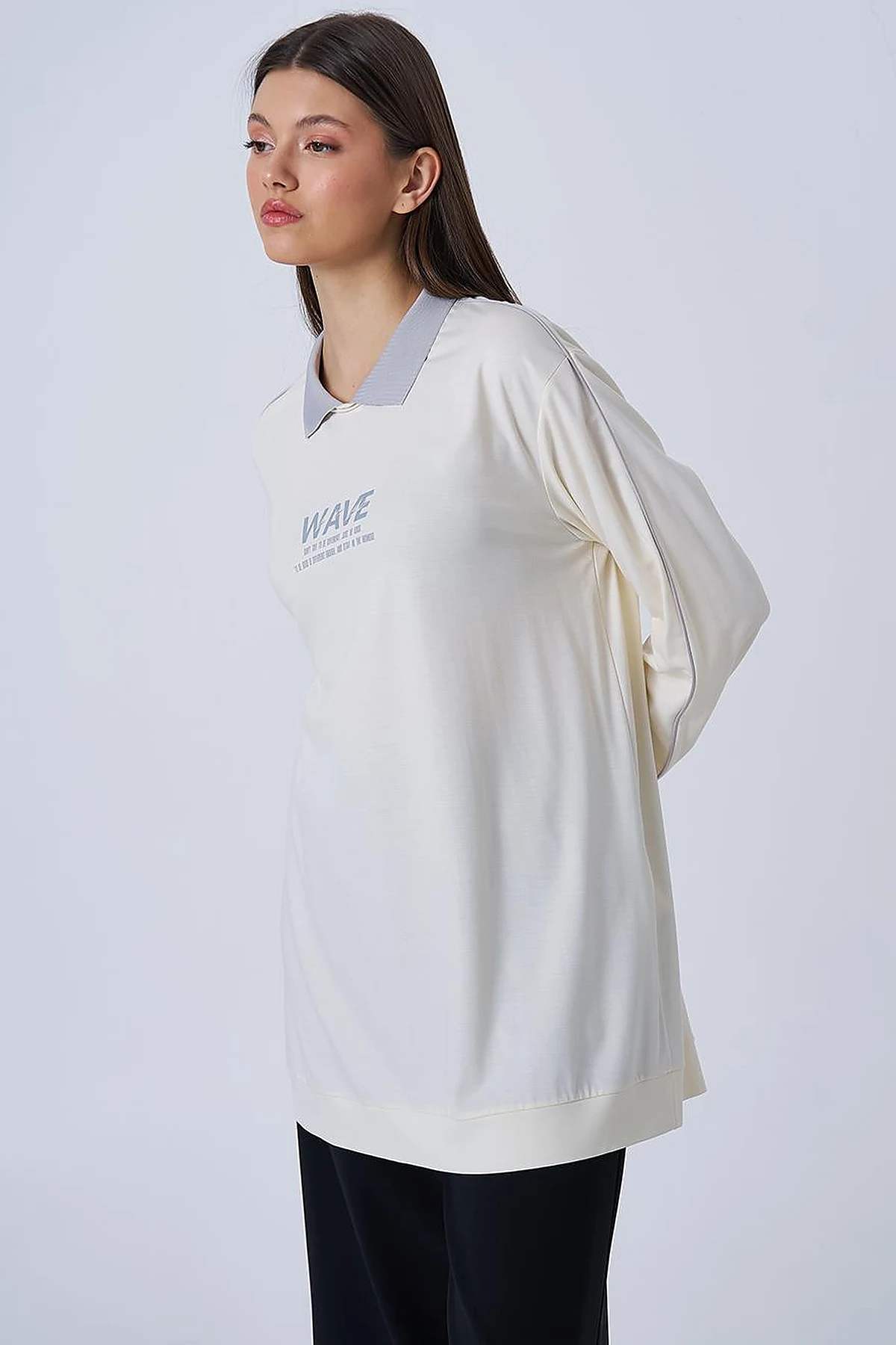 Polo Collar Printed Sweatshirt in Ecru