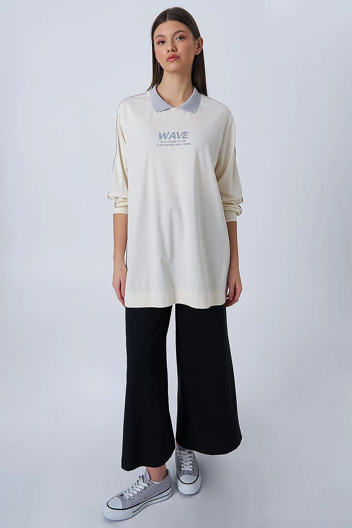 Polo Collar Printed Sweatshirt in Ecru