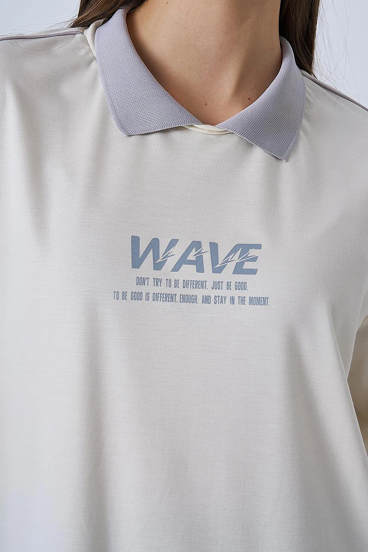 Polo Collar Printed Sweatshirt in Ecru