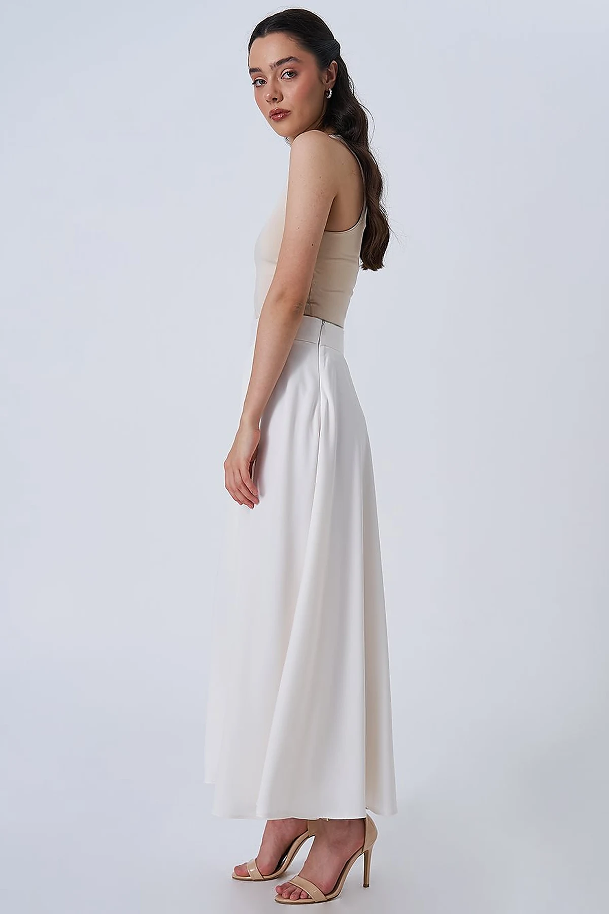 High-Waisted Satin Flared Skirt Ecru