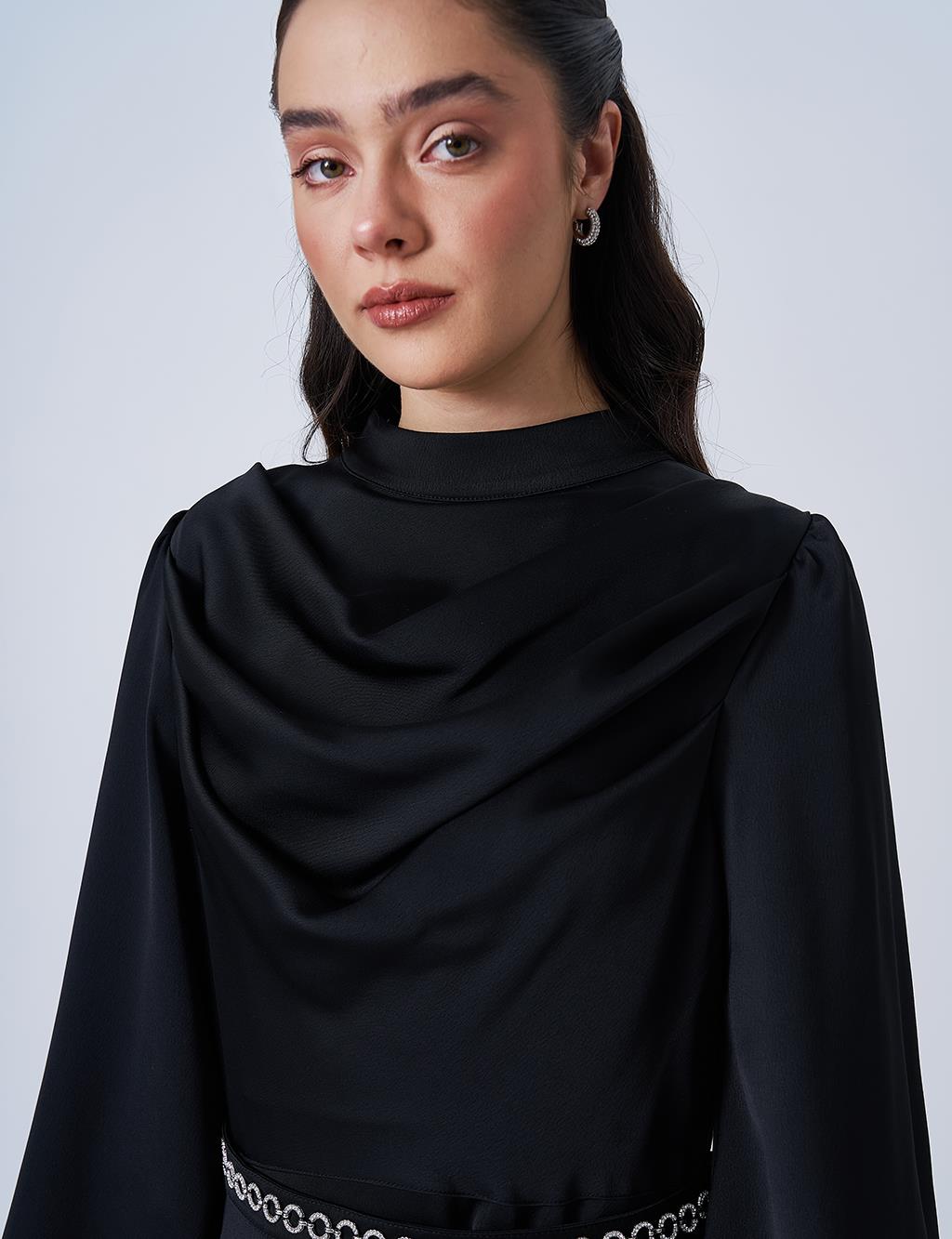 Degaje Yaka Saten Elbise Siyah