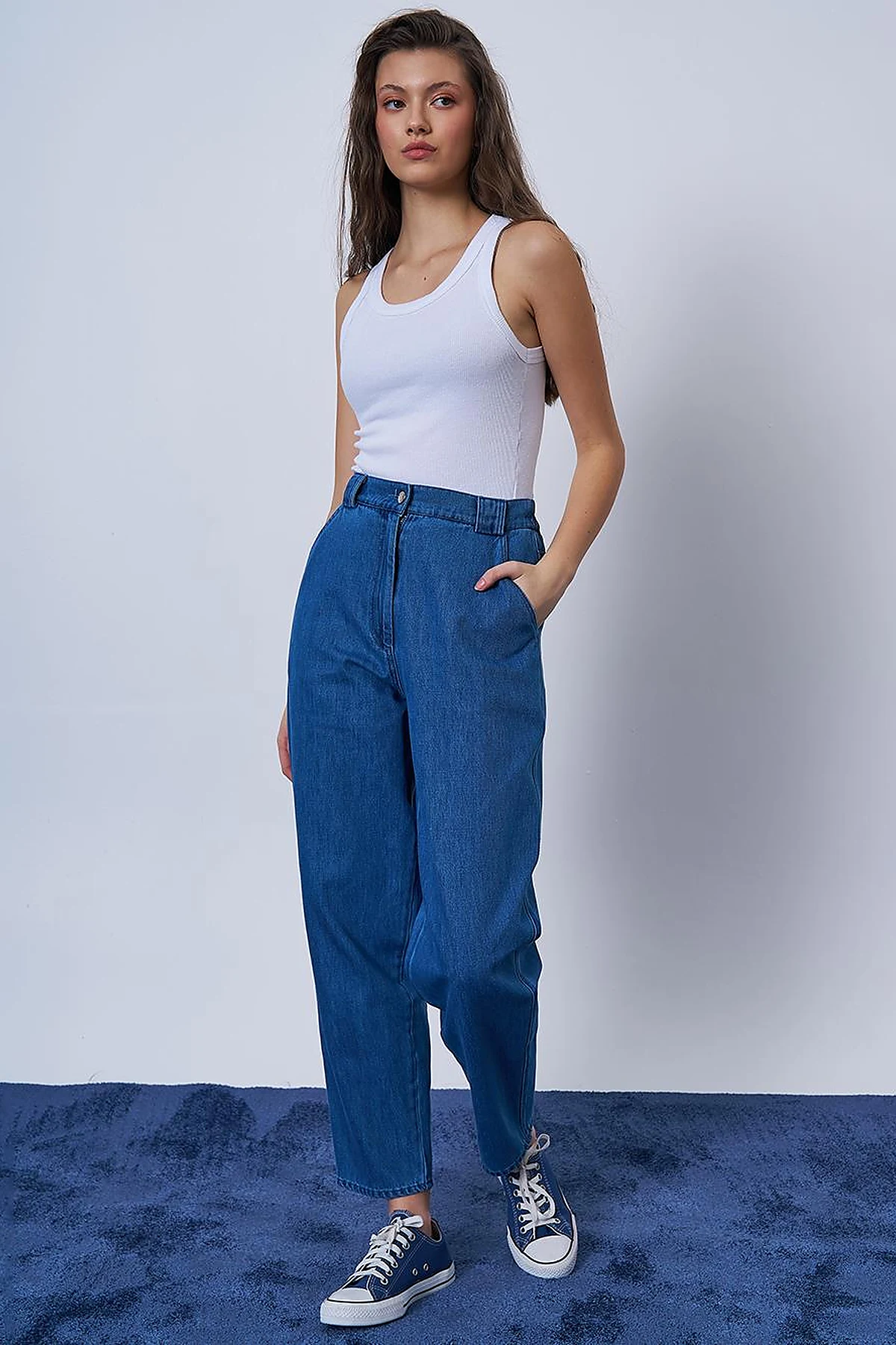 Carrot Cut Denim Pants Indigo