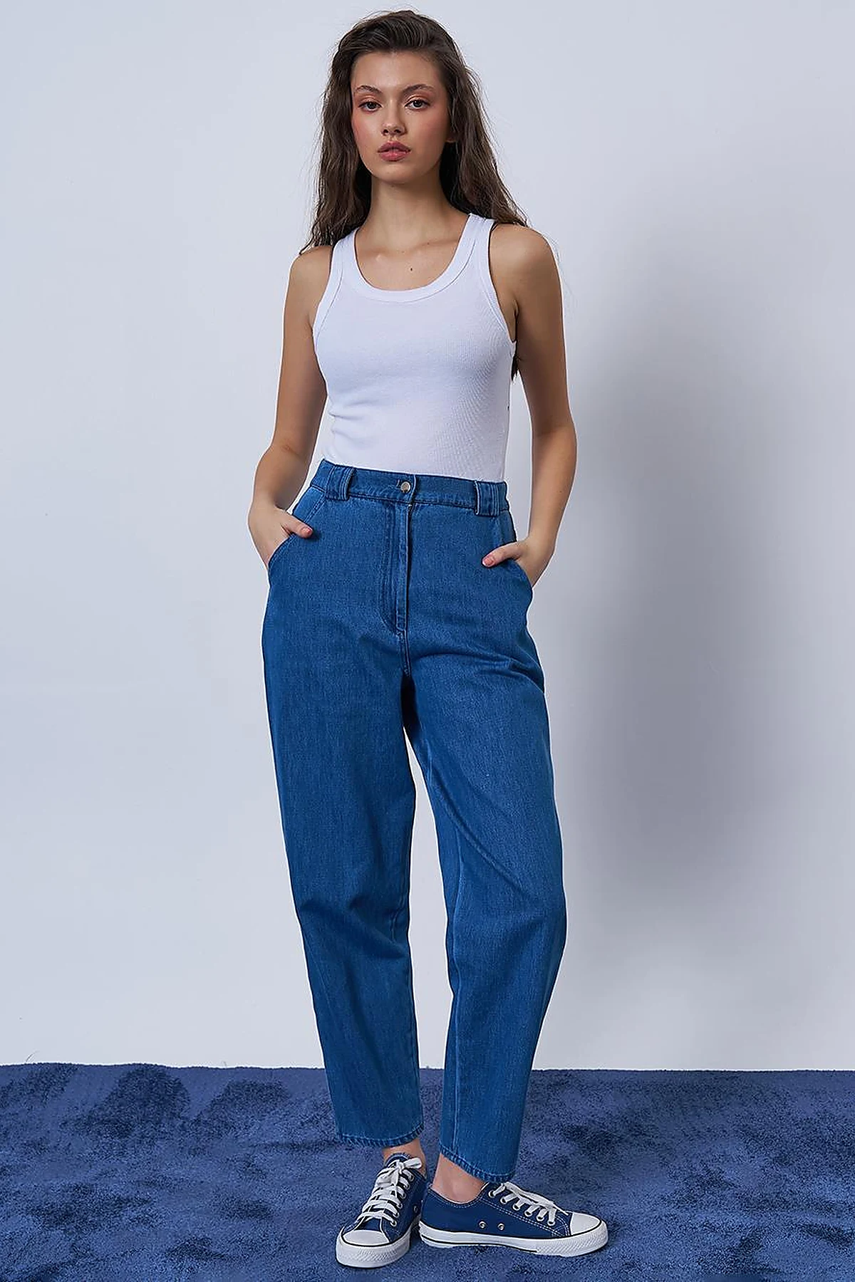 Carrot Cut Denim Pants Indigo